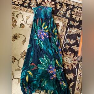 Patrons of Peace Green Leaf Pattern Skirt